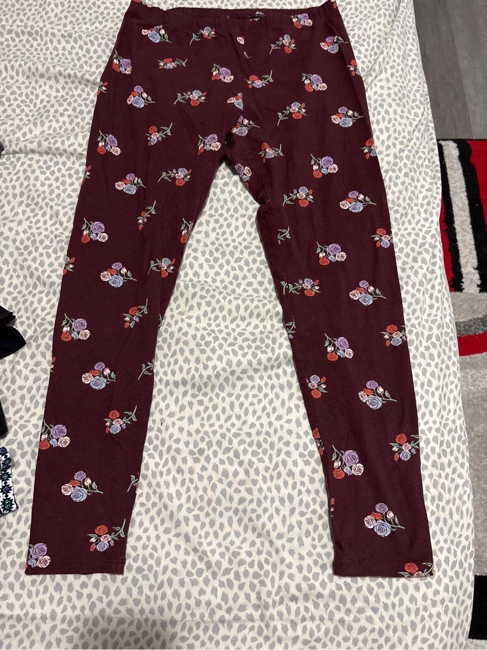 Girls' Floral Maroon Stretch Leggings